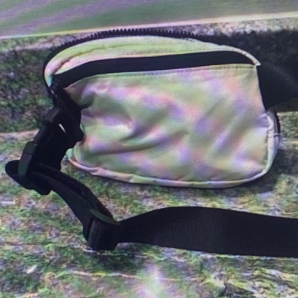 Lululemon Athletica Cream Belt Bag